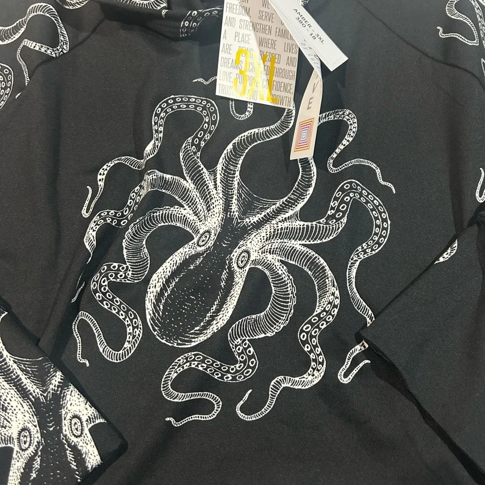 NWT LuLaRoe Amber 3XL Black Hoodie with White Octopus Design - Picture 5 of 9